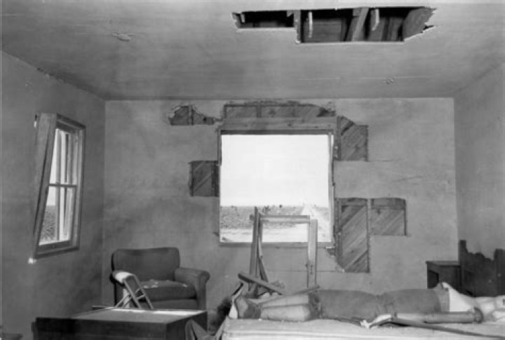 24 Unsettling Before And After Photos From Operation Doorstep