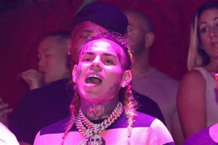 6ix9ine Sued By American Express For Credit Card Debt