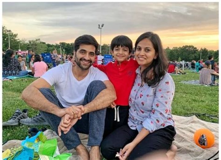 Exploring the Life of Akshay Oberoi’s Wife: An In-Depth Look