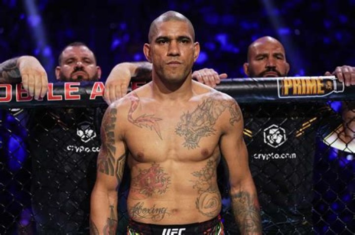 Alex Pereira (Martial Artist) - Age, Birthday, Bio, Facts, Family, Net Worth, Height & More