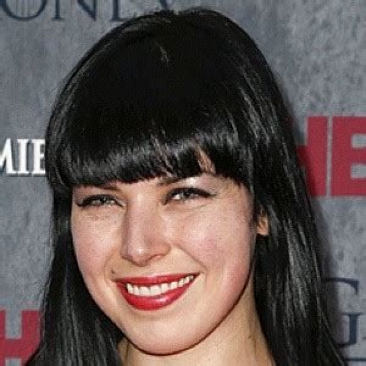 Alexis Krauss (Rock Singer) - Age, Birthday, Bio, Facts, Family, Net Worth, Height & More