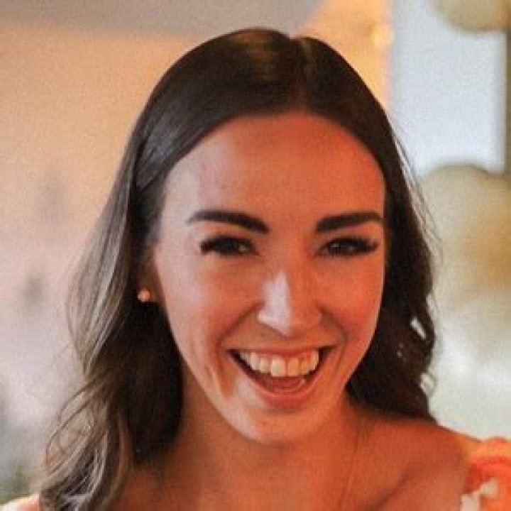 Allie allieandsam (YouTube Star) - Age, Birthday, Bio, Facts, Family, Net Worth, Height & More
