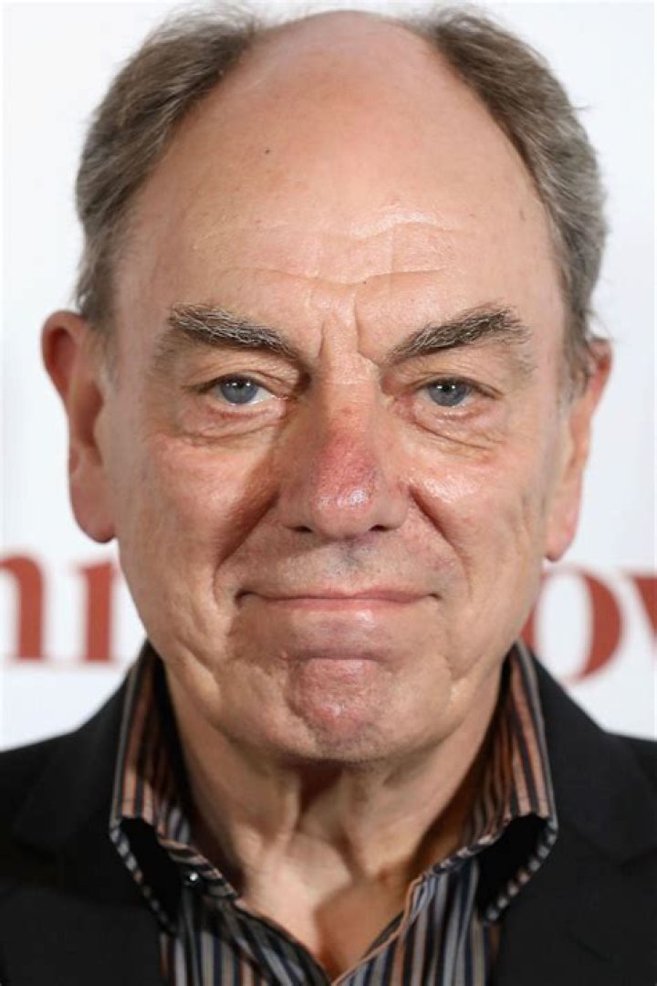 Alun Armstrong (Movie Actor) - Age, Birthday, Bio, Facts, Family, Net Worth, Height & More