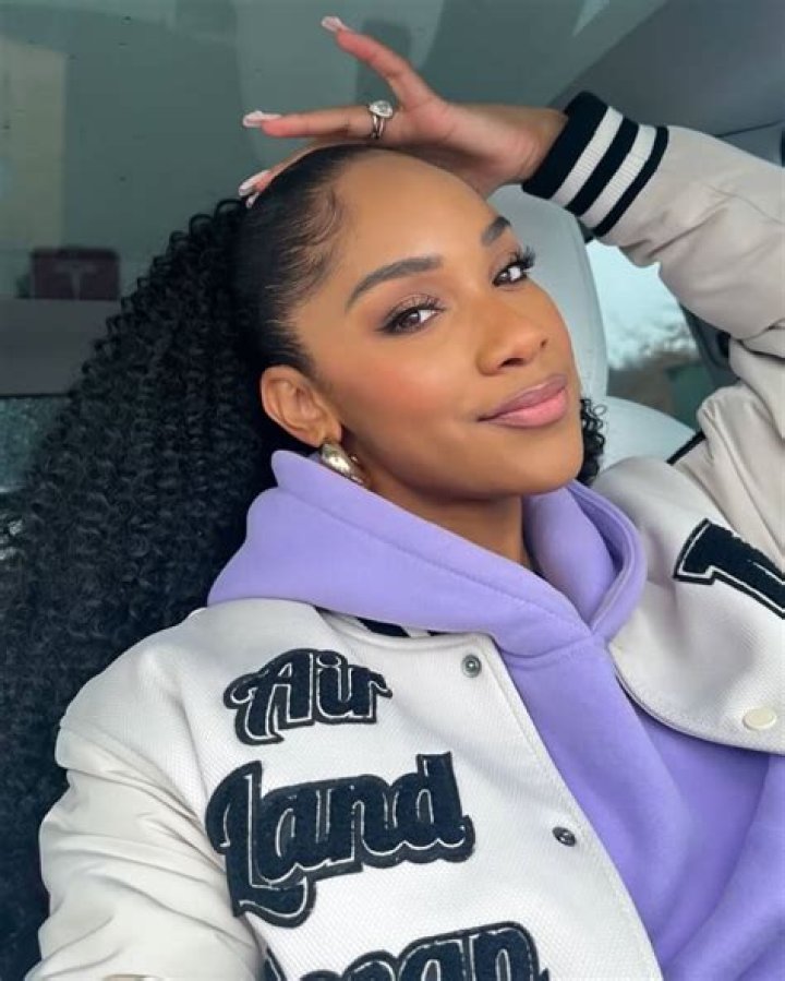 Amina Biography, Age, Height, Husband, Net Worth, Family