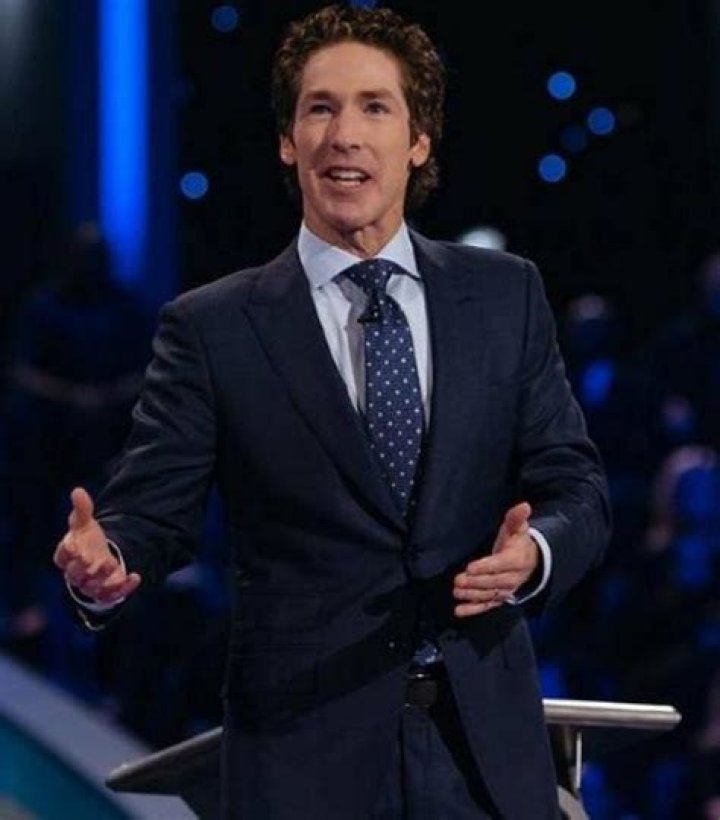 Andrew Bolton Biography, Age, Height, Wife, Net Worth, Family