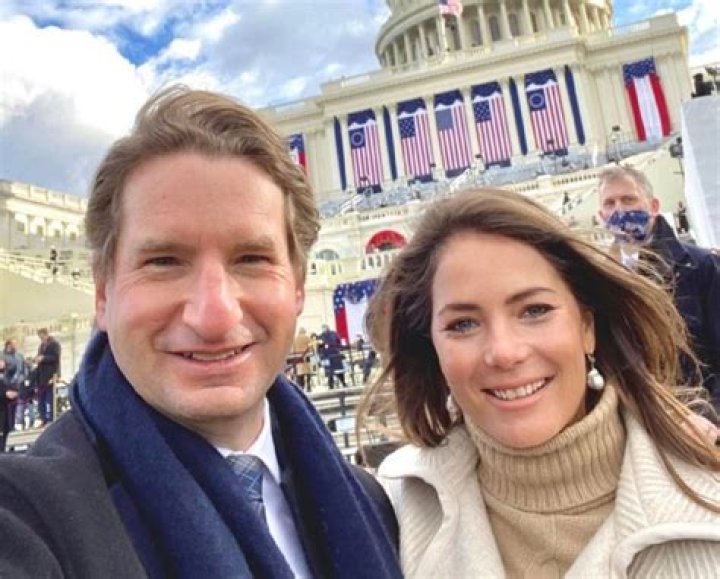 Annalise Glick (Dean Phillips’s Wife) Wiki, Age, Net Worth, Kids, Family, Biography & More