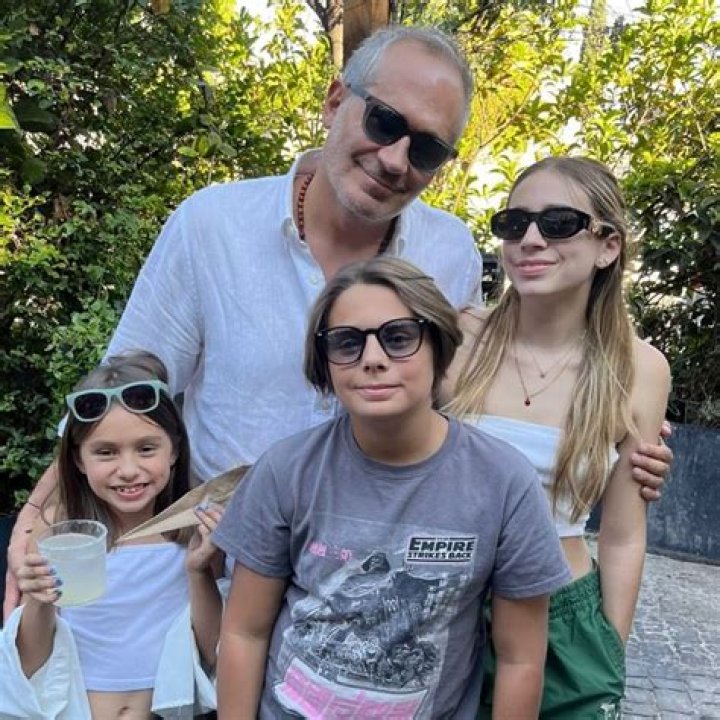 Arath De La Torre (TV Actor) - Age, Birthday, Bio, Facts, Family, Net Worth, Height & More