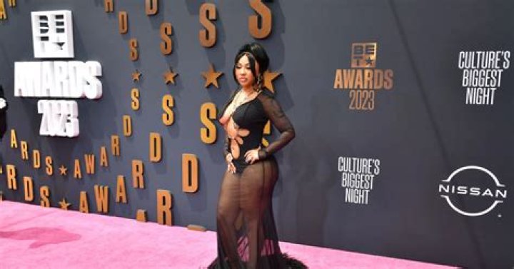 Ari Fletcher Showcases Twerking Prowess In Vegas