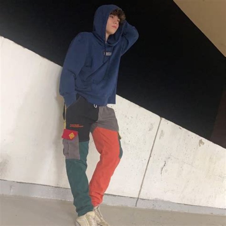 Ari Vera Age | Wiki, Net worth, Bio, Height, Girlfriend ?