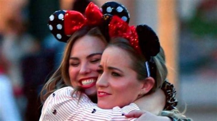 Aww! ‘Bachelorette’ Babe Hannah Brown Spends Valentine’s Day With a Friend at Disneyland