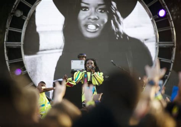 Azealia Banks "No Longer Wants To Exchange Energy With Clueless Millennial Hipsters"