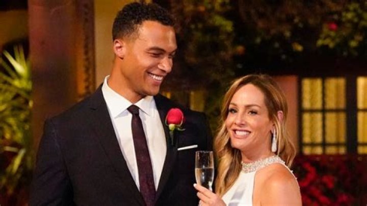 Bachelorette Clare Crawley and Dale Moss’ Split Is ‘Super Embarrassing’ for Her: ‘She Gave It All Up’