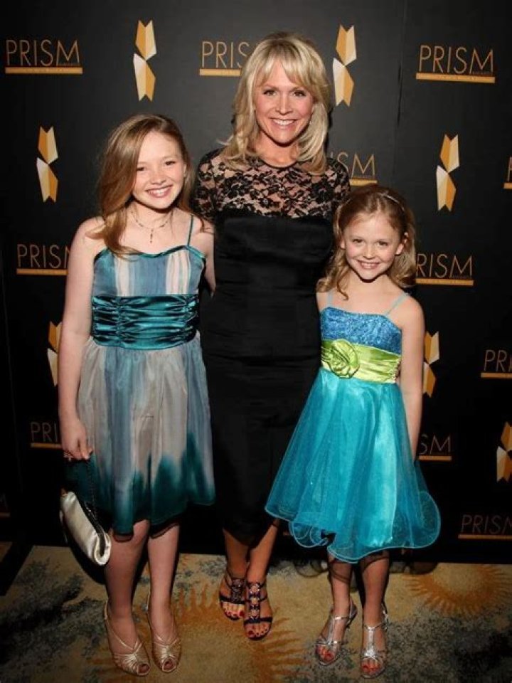 Barbara Alyn Woods (Movie Actress) - Age, Birthday, Bio, Facts, Family, Net Worth, Height & More