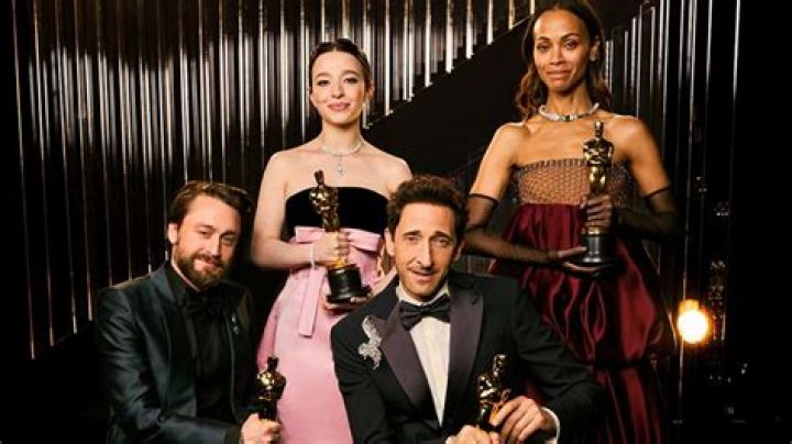 BFF Goals! Mindy Kaling and B.J. Novak Reunite on the 2020 Oscars Red Carpet
