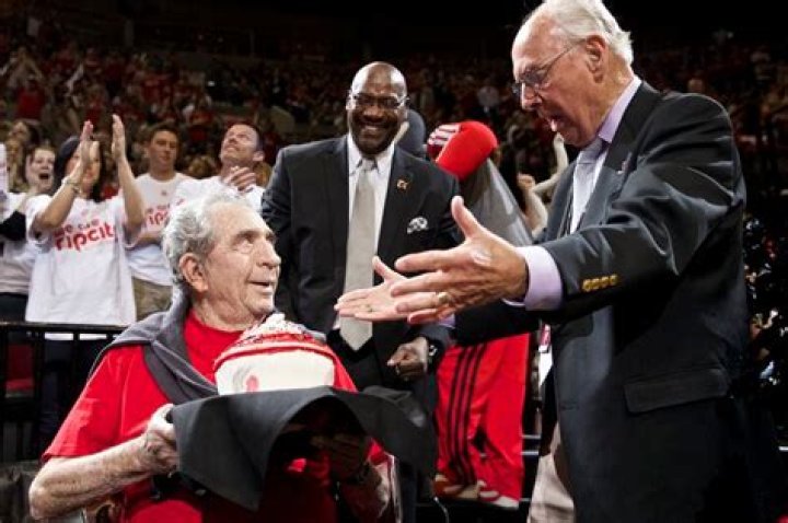 Bill Schonely (Sportscaster) - Age, Birthday, Bio, Facts, Family, Net Worth, Height & More