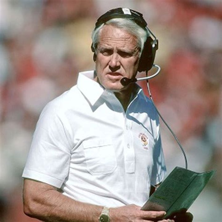 Bill Walsh (Football Coach) - Age, Birthday, Bio, Facts, Family, Net Worth, Height & More