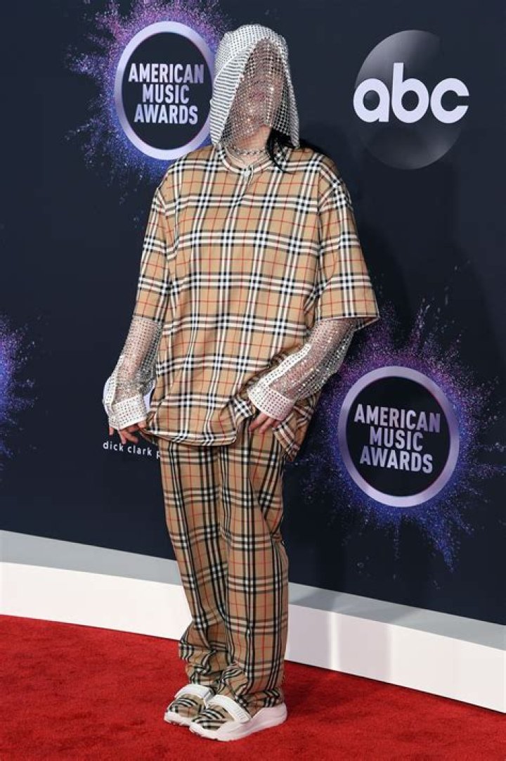 Billie Eilish’s Outlandish 2019 AMAs Look Is Fit for a (Pop) Queen, Y’all