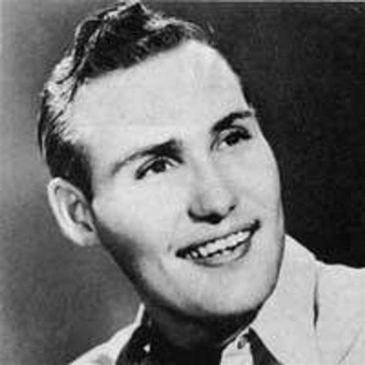 Billy Walker (Country Singer) - Age, Birthday, Bio, Facts, Family, Net Worth, Height & More