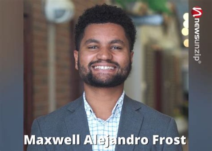 Biography, Wiki, Age, Height, Parents, Education, Net worth, Family & More