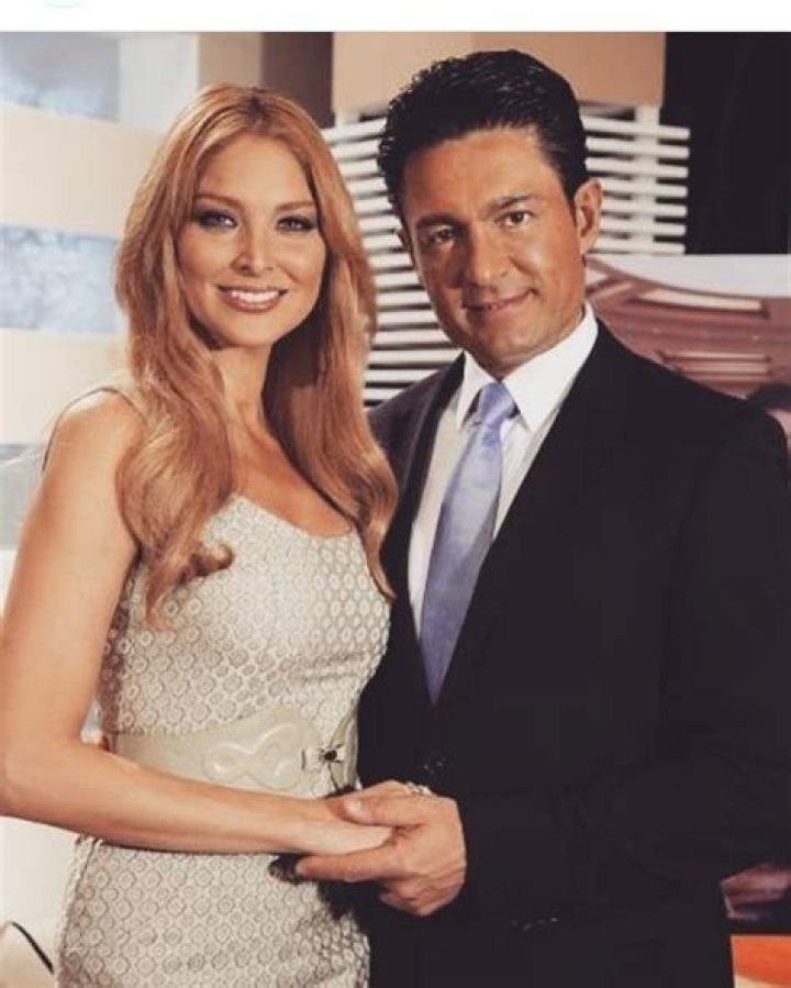 Blanca Soto Bio, Wiki, Edad, Height, Familia, Fernando Colunga, Husband, Esposo, Net Worth, Movies and TV Shows