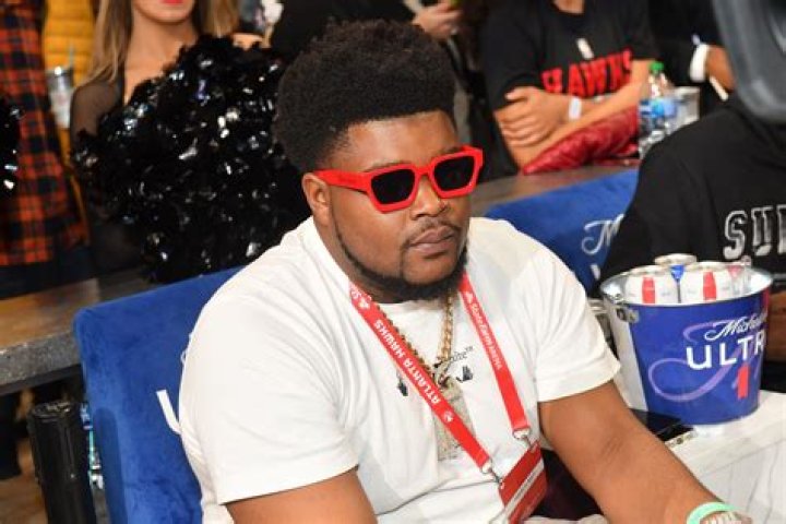 Bossman Dlow On Fashion Trends He Wants To Stay Away From In Hip-Hop: "Dresses, Nails & S***"