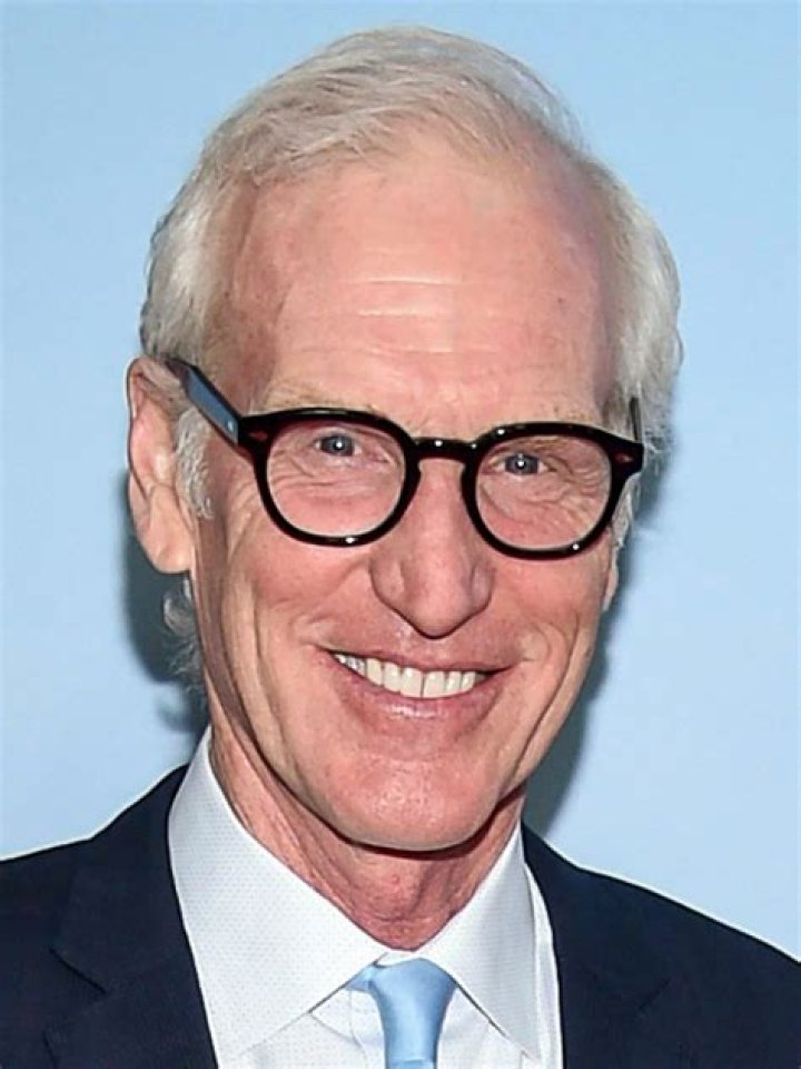 Brad Hall (TV Producer) - Age, Birthday, Bio, Facts, Family, Net Worth, Height & More