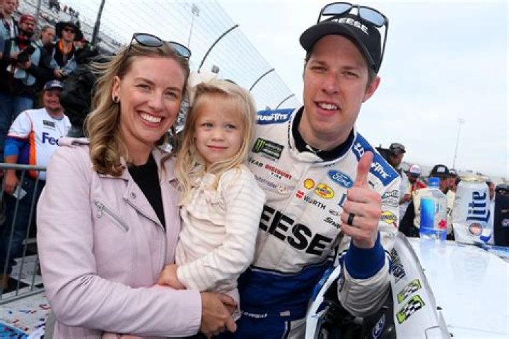 Brad Keselowski Biography, Age, Height, Wife, Net Worth, Family
