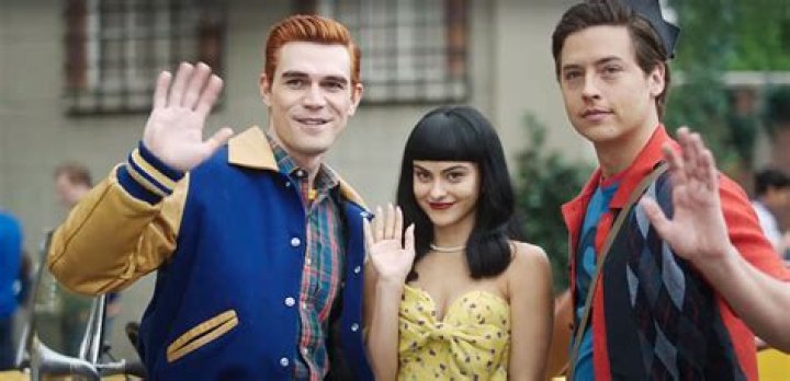 Breaking Down the Two Black Hoods on ‘Riverdale’ and Which Villain to Fear Most in Season 3