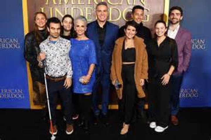 Brenda Warner (Family Member) - Age, Birthday, Bio, Facts, Family, Net Worth, Height & More