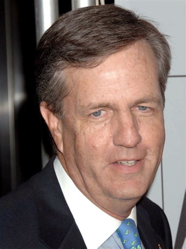 Brit Hume (Journalist) - Age, Birthday, Bio, Facts, Family, Net Worth, Height & More