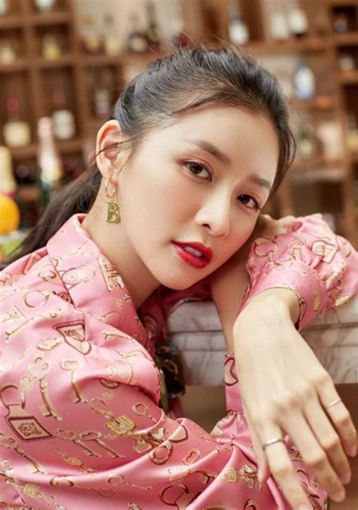 Cai Zhuoyi (TV Actress) - Age, Birthday, Bio, Facts, Family, Net Worth, Height & More