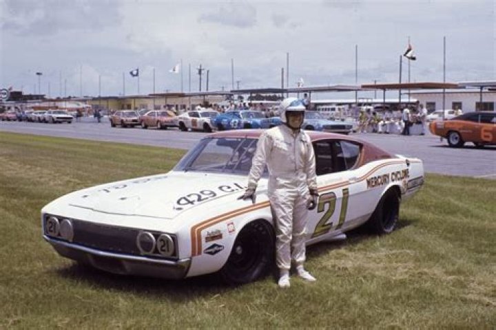 Cale Yarborough (Race Car Driver) - Age, Birthday, Bio, Facts, Family, Net Worth, Height & More