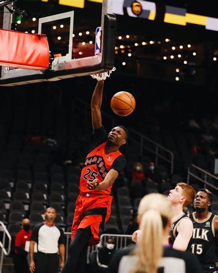 Can Grayson Boucher dunk?