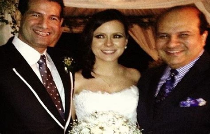 Carla Angola Rodríguez (Periodista) - Edad, cumpleaños, biografía, hechos, familia, patrimonio neto, altura y más