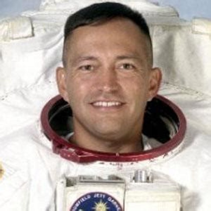 Carlos Noriega (Astronaut) - Age, Birthday, Bio, Facts, Family, Net Worth, Height & More