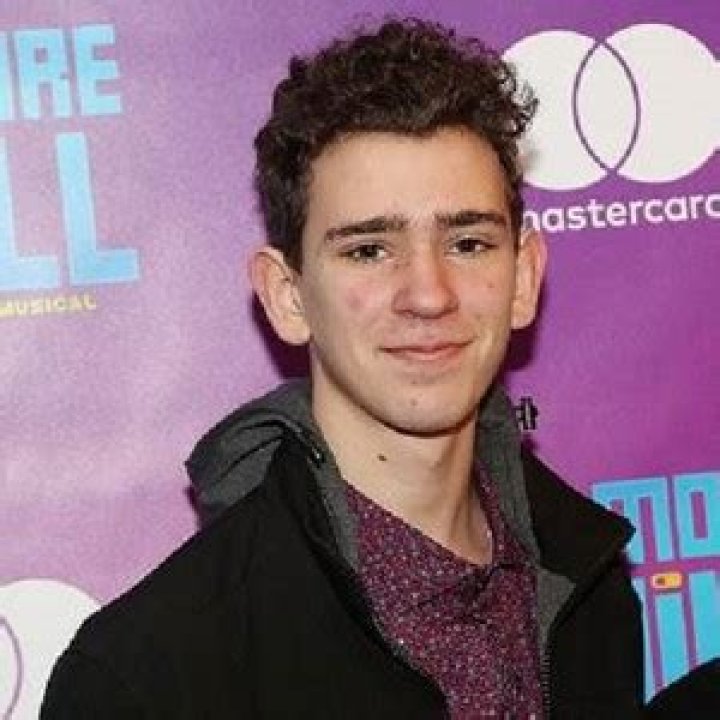 Carmen Matarazzo Age | Wiki, Net worth, Bio, Height, Girlfriend ?