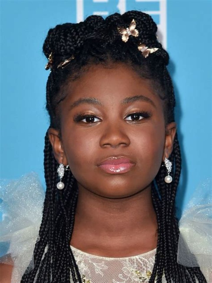 Celina Smith [Actress] Wiki, Biography, Net worth, Parents, Ethnicity, Age, Height, Movies & More