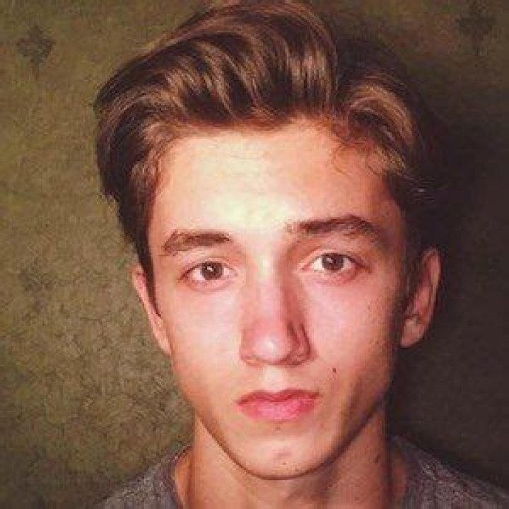 Chance Pena (Folk Singer) - Age, Birthday, Bio, Facts, Family, Net Worth, Height & More
