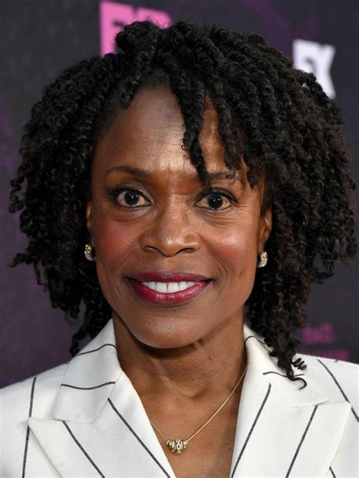 Charlayne Woodard (TV Actress) - Age, Birthday, Bio, Facts, Family, Net Worth, Height & More