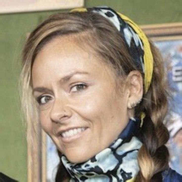 Chloe Trujillo (Painter) - Age, Birthday, Bio, Facts, Family, Net Worth, Height & More