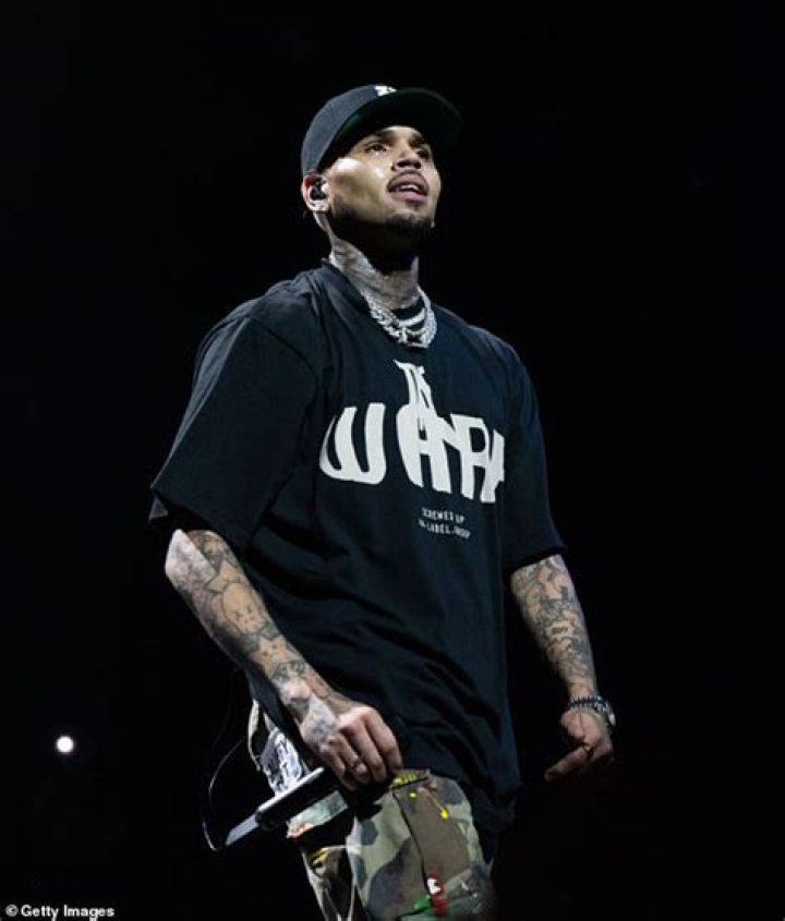 Chris Brown Suffers Music Leak; 46 Unauthorized Songs Uploaded