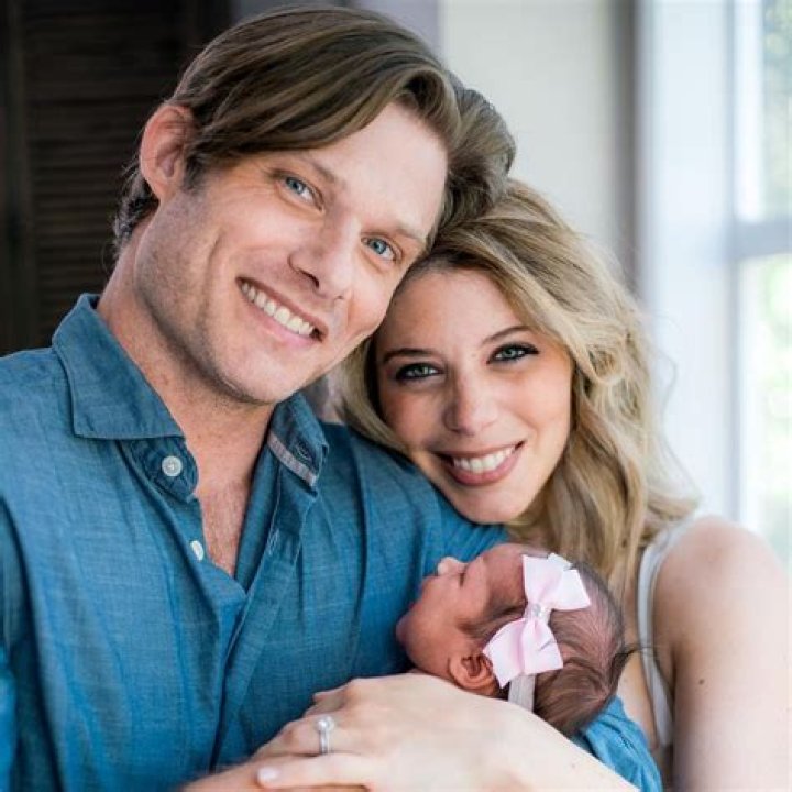 Chris Carmack and Fiancée Erin Slaver Welcome a Baby Girl!