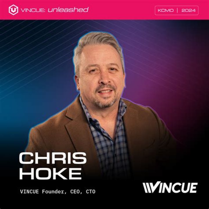 Chris Hoke biografía, edad, altura, esposo, net worth, familia