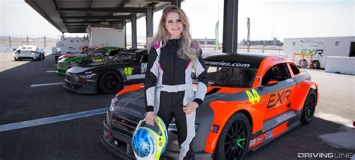 Collete Davis (Race Car Driver) - Age, Birthday, Bio, Facts, Family, Net Worth, Height & More