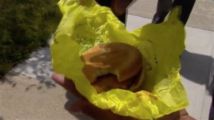 Cop Apologizes To McDonald's Employee For Falsely Accusing Them Of Biting Burger