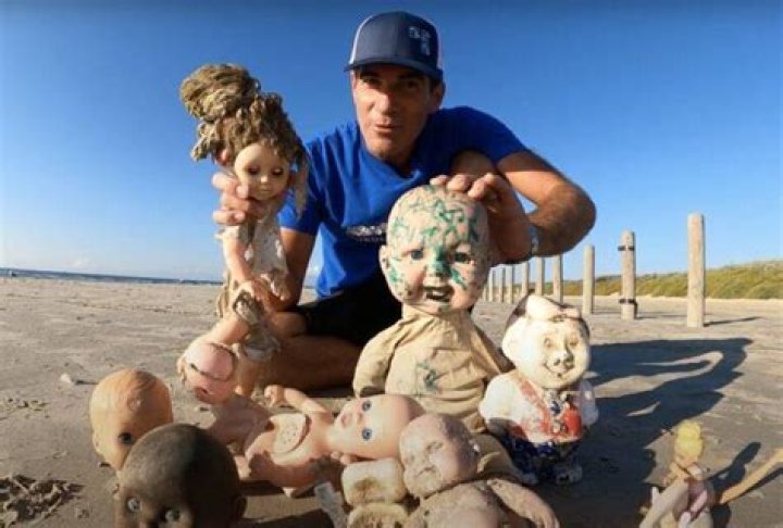 Creepy Dolls Keep Washing Ashore On This Texas Beach