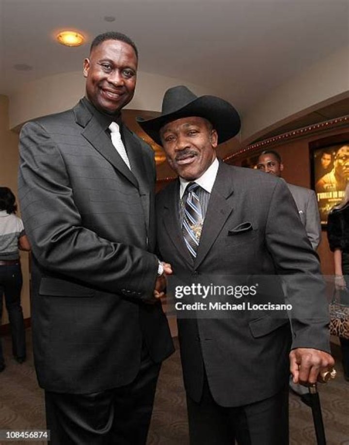 Curtis Berry (Basketball Player) - Age, Birthday, Bio, Facts, Family, Net Worth, Height & More