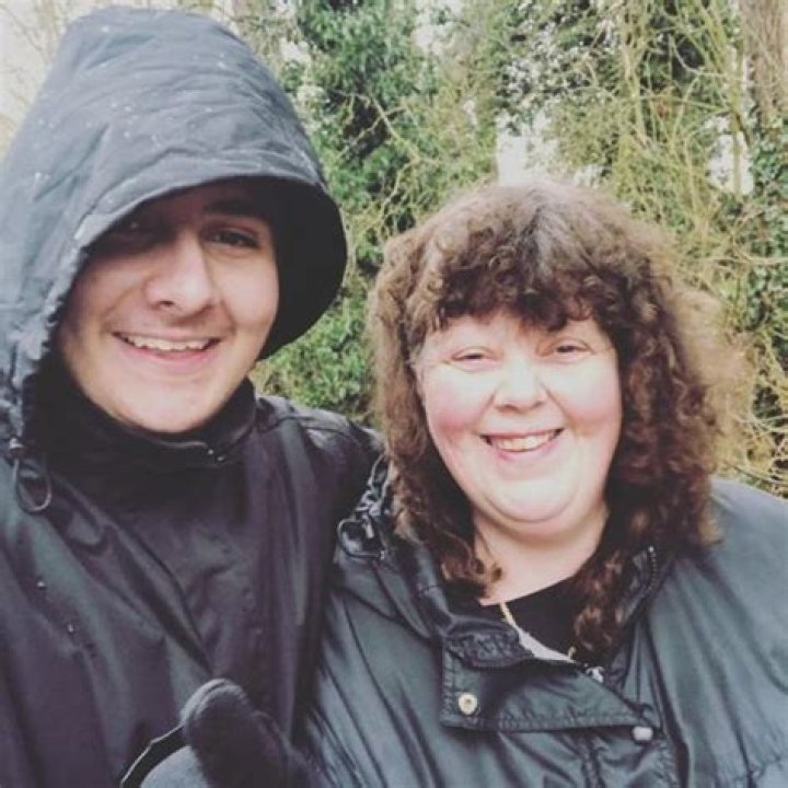 Danny Aarons Age | Wiki, Net worth, Bio, Height, Girlfriend?