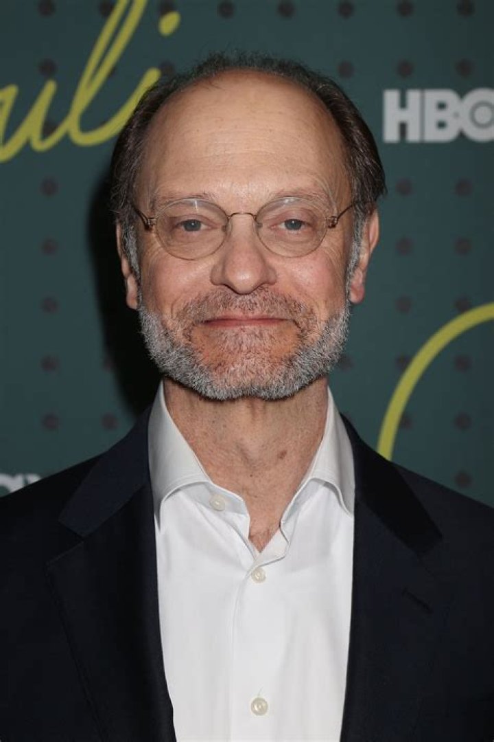 David Hyde Pierce (TV Actor) - Age, Birthday, Bio, Facts, Family, Net Worth, Height & More