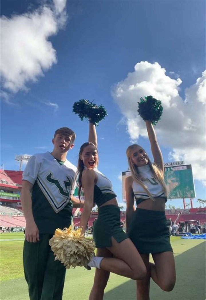 Denise Delaney (TikTok Star) - Age, Birthday, Bio, Facts, Family, Net Worth, Height & More